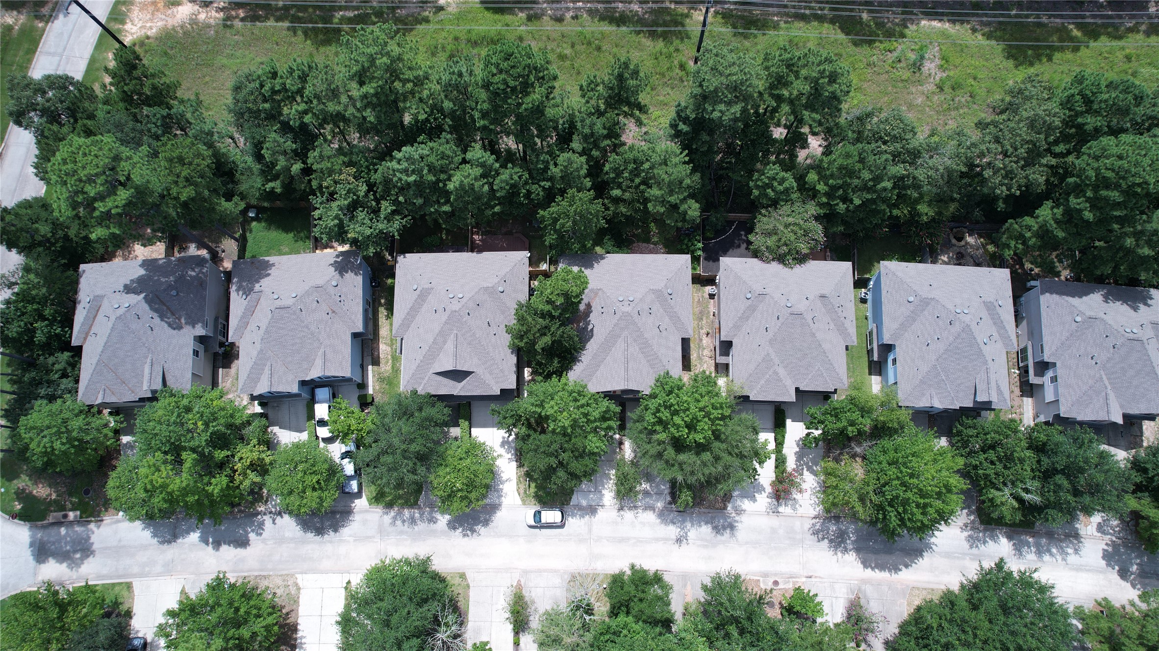 226 West Stedhill Loop Conroe, TX 77384 - Photo 3 of 33