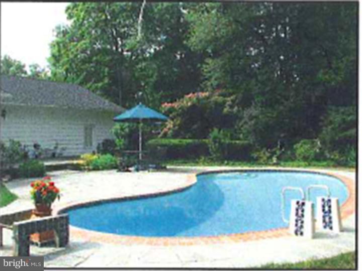 415 Sentinel Road Moorestown, NJ 08057 - Photo 15 of 20