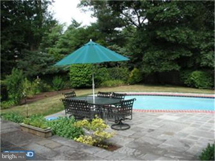 415 Sentinel Road Moorestown, NJ 08057 - Photo 18 of 20
