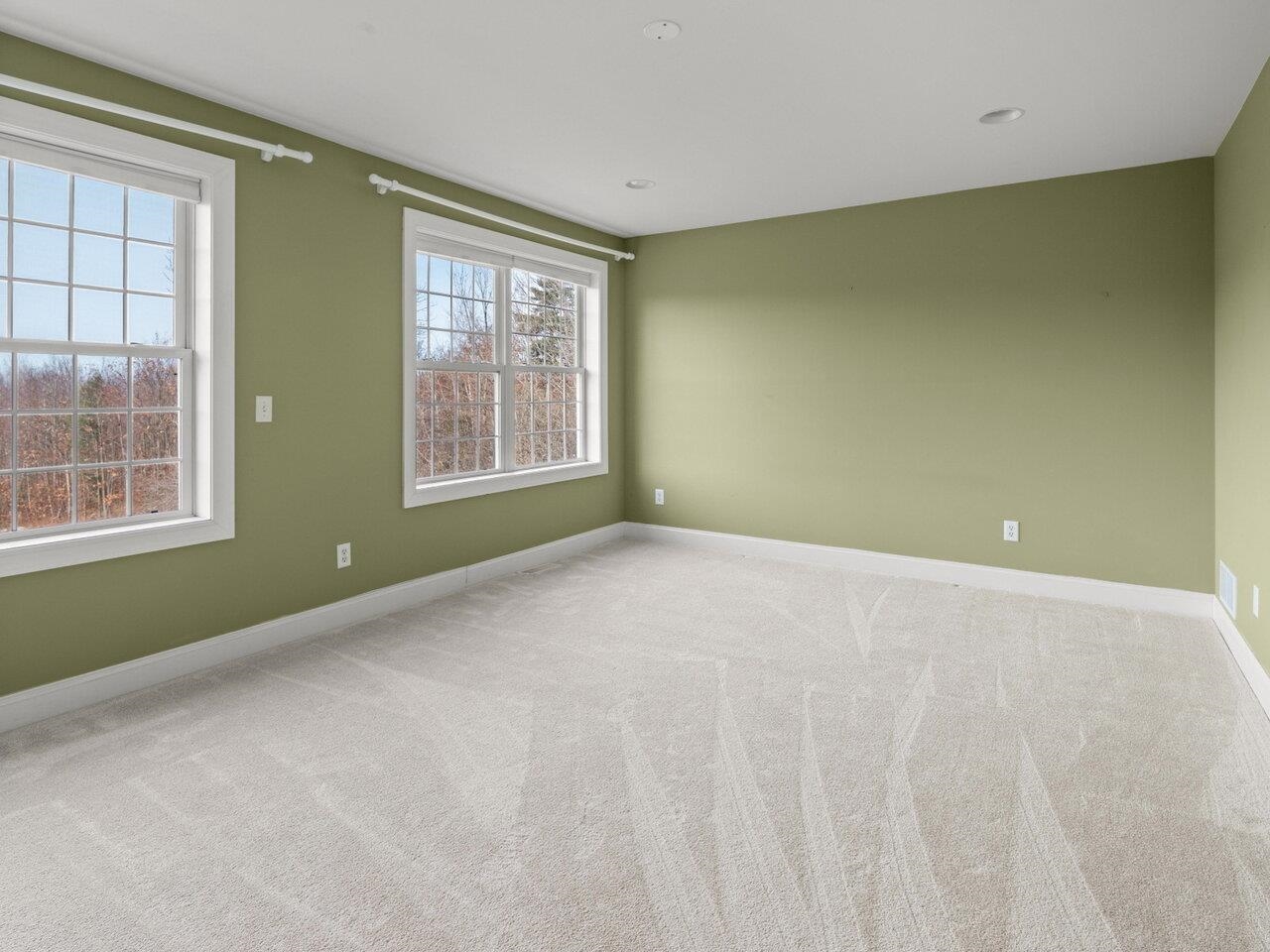 179 Highlands Drive Williston, VT 05495 - Photo 8 of 40