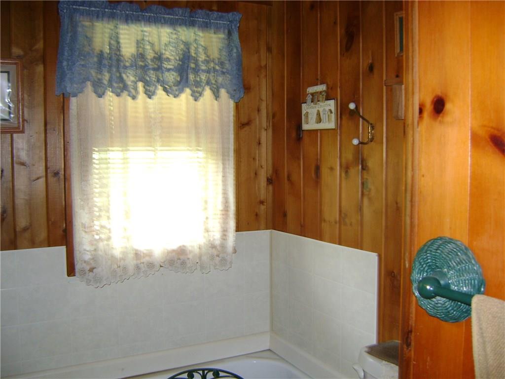 2024 Chippewa Road Jamestown, PA 16134 - Photo 14 of 19 Gallery Image 14