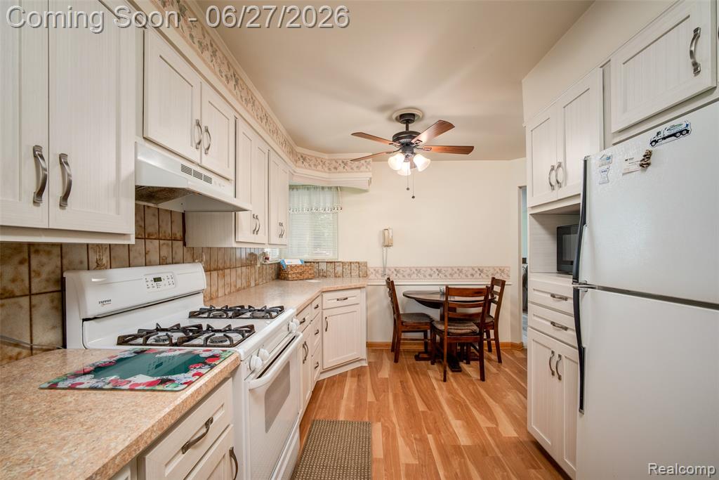 10086 North Lewis Road Clio, MI 48420 - Photo 8 of 33