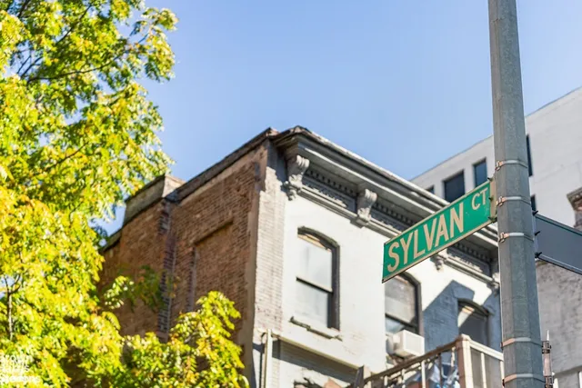 $1,795,000 | 7 Sylvan Court | East Harlem