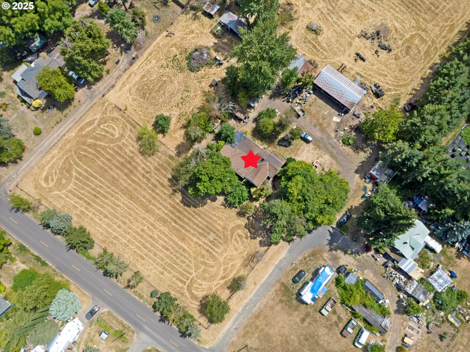 4236 Southeast Whiteson Road McMinnville, OR 97128 - Photo 10 of 18 a view of a garden with flowers