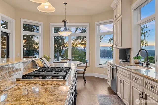 $3,650,000 | 20615 Northeast 16th Street, Sammamish, WA 98074