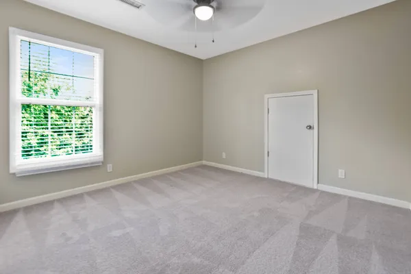 $1,600 | 907 Lamont Lane, Clarksville, TN 37042