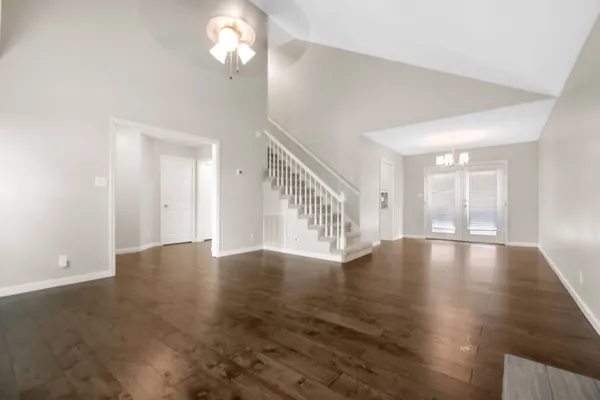 $1,600 | 907 Lamont Lane, Clarksville, TN 37042