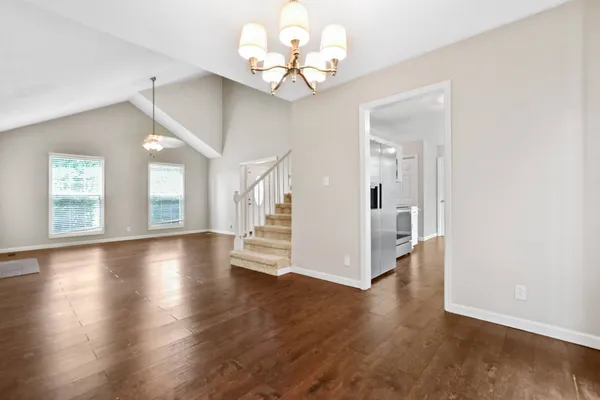 $1,600 | 907 Lamont Lane, Clarksville, TN 37042