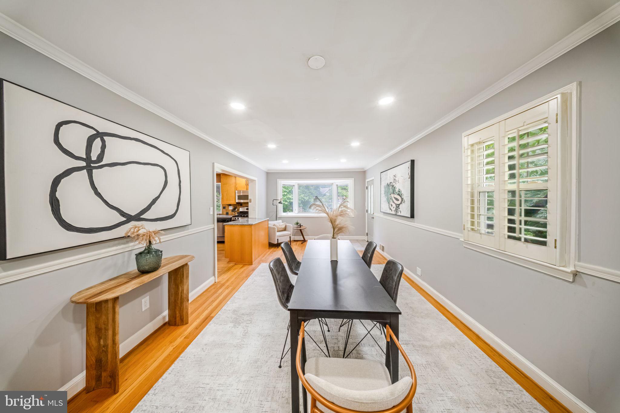 9920 Capitol View Avenue Silver Spring, MD 20910 - Photo 4 of 45