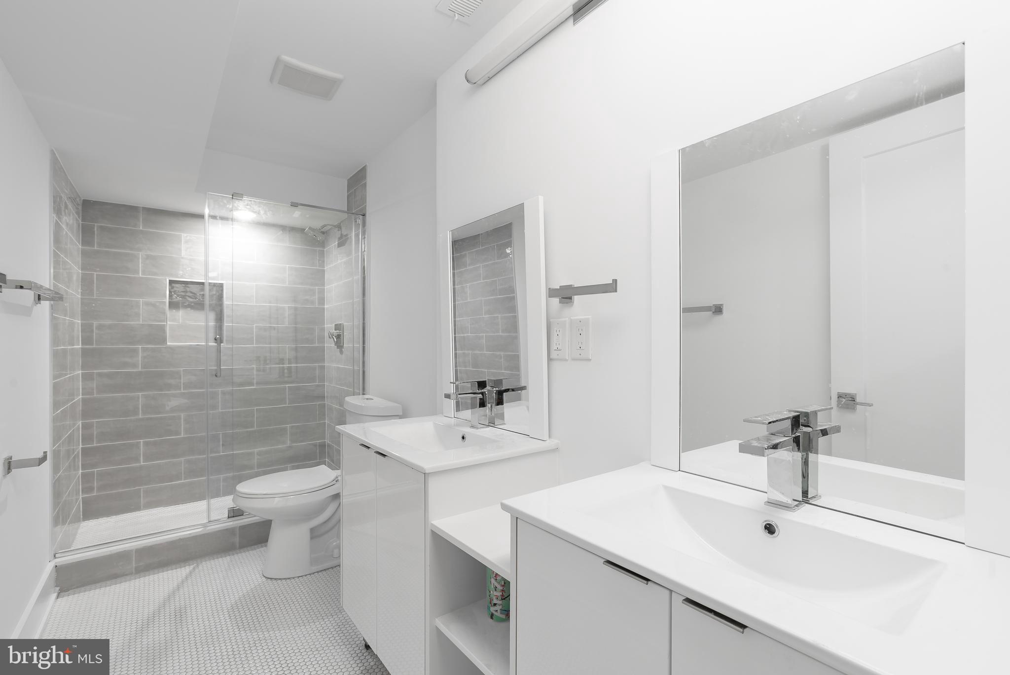 1931 East Huntingdon Street Philadelphia, PA 19125 - Photo 48 of 54 Bathroom 2 (Unit 1)