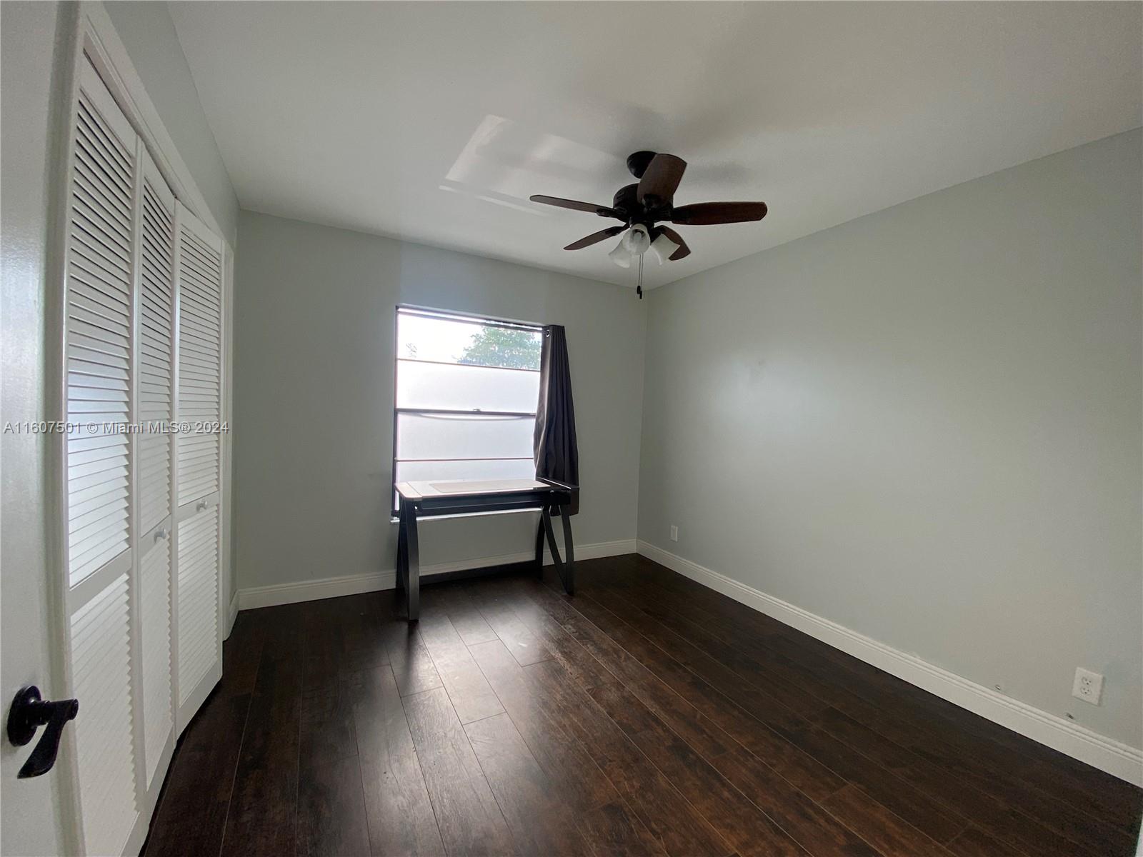 275 Gate Road, Unit 214 Hollywood, FL 33024 - Photo 7 of 11