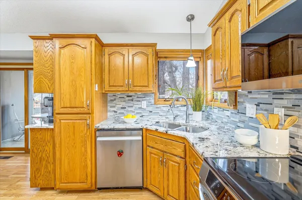 $435,000 | 1537 148th Avenue Northwest, Andover, MN 55304