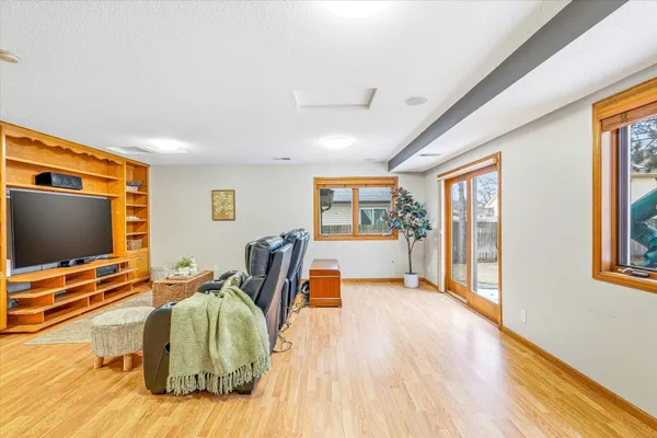 $435,000 | 1537 148th Avenue Northwest, Andover, MN 55304