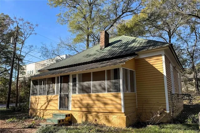 $1,495 | 194 North Clarendon Avenue, Avondale Estates, GA 30002