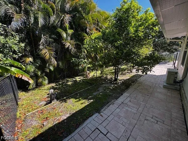 $2,300 | 8409 Tahiti Road, Unit A, Fort Myers, FL 33967