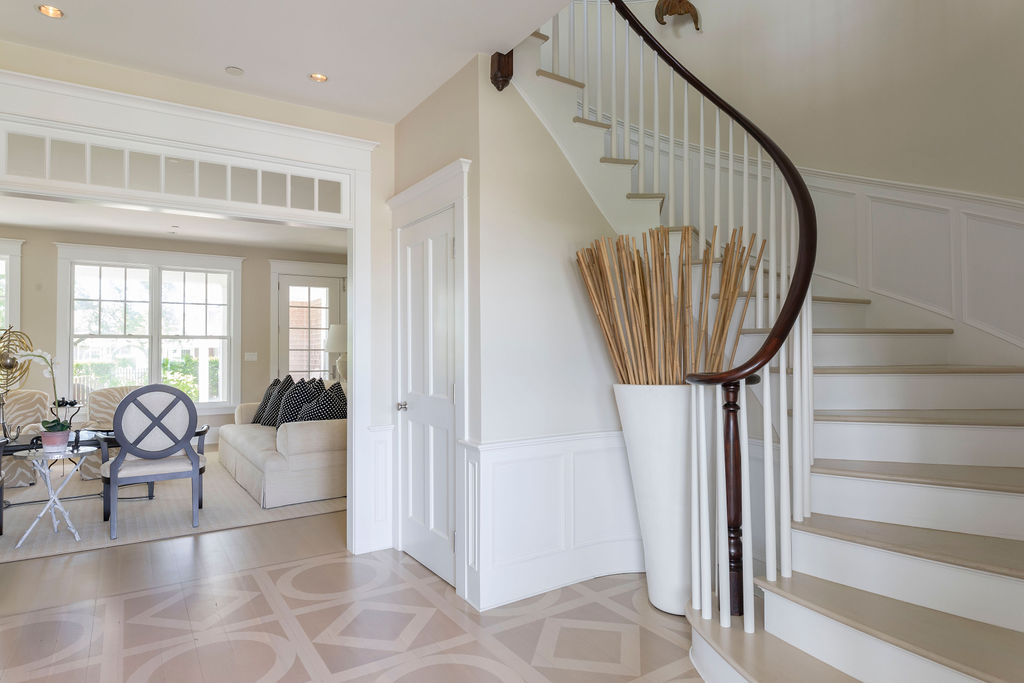 33 Low Beach Road Nantucket, MA 02554 - Photo 5 of 38 Gallery Image 5