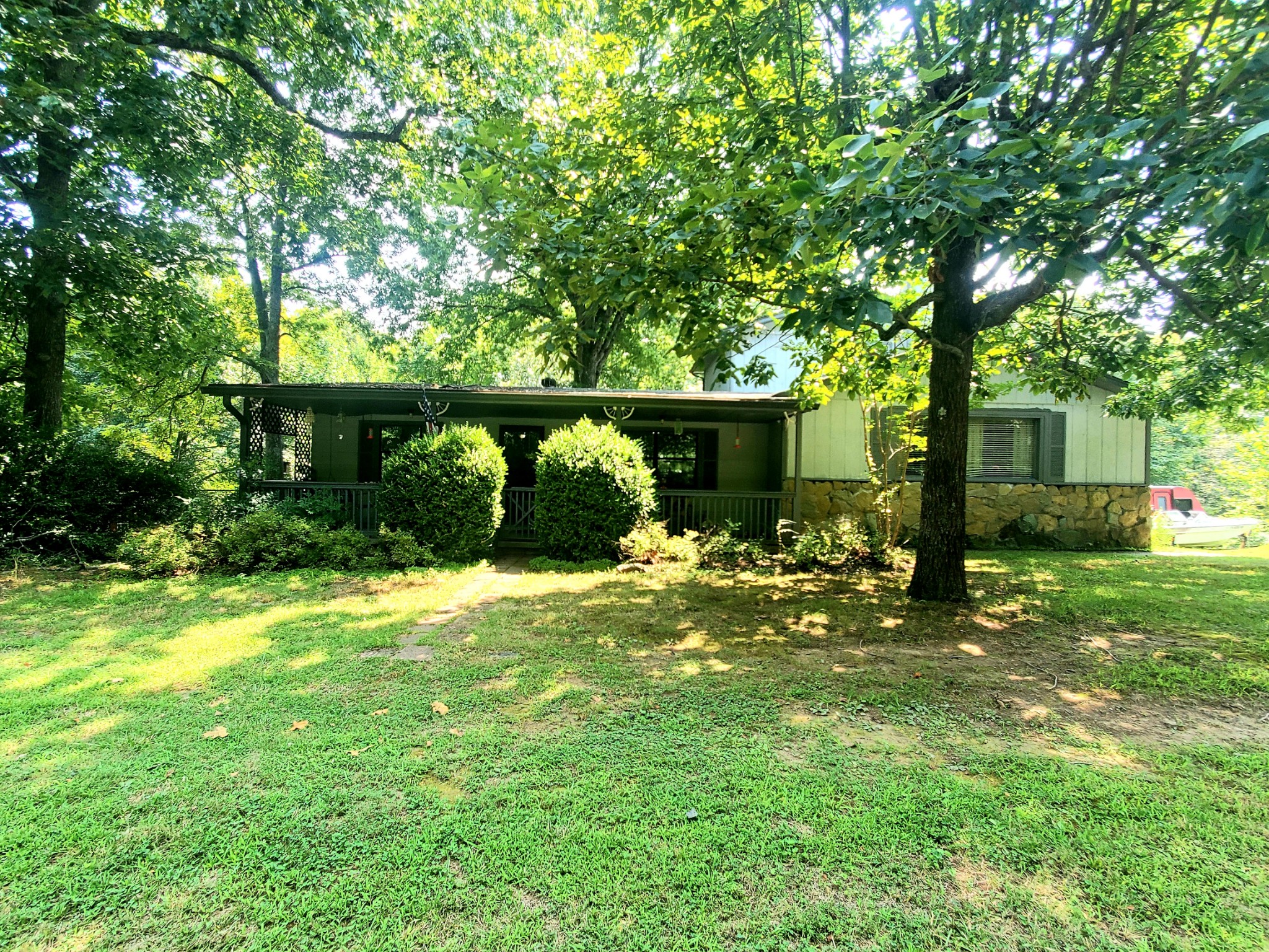 1101 Bryant Perry Road Bethpage, TN 37022 - Photo 2 of 34 Gallery Image 2