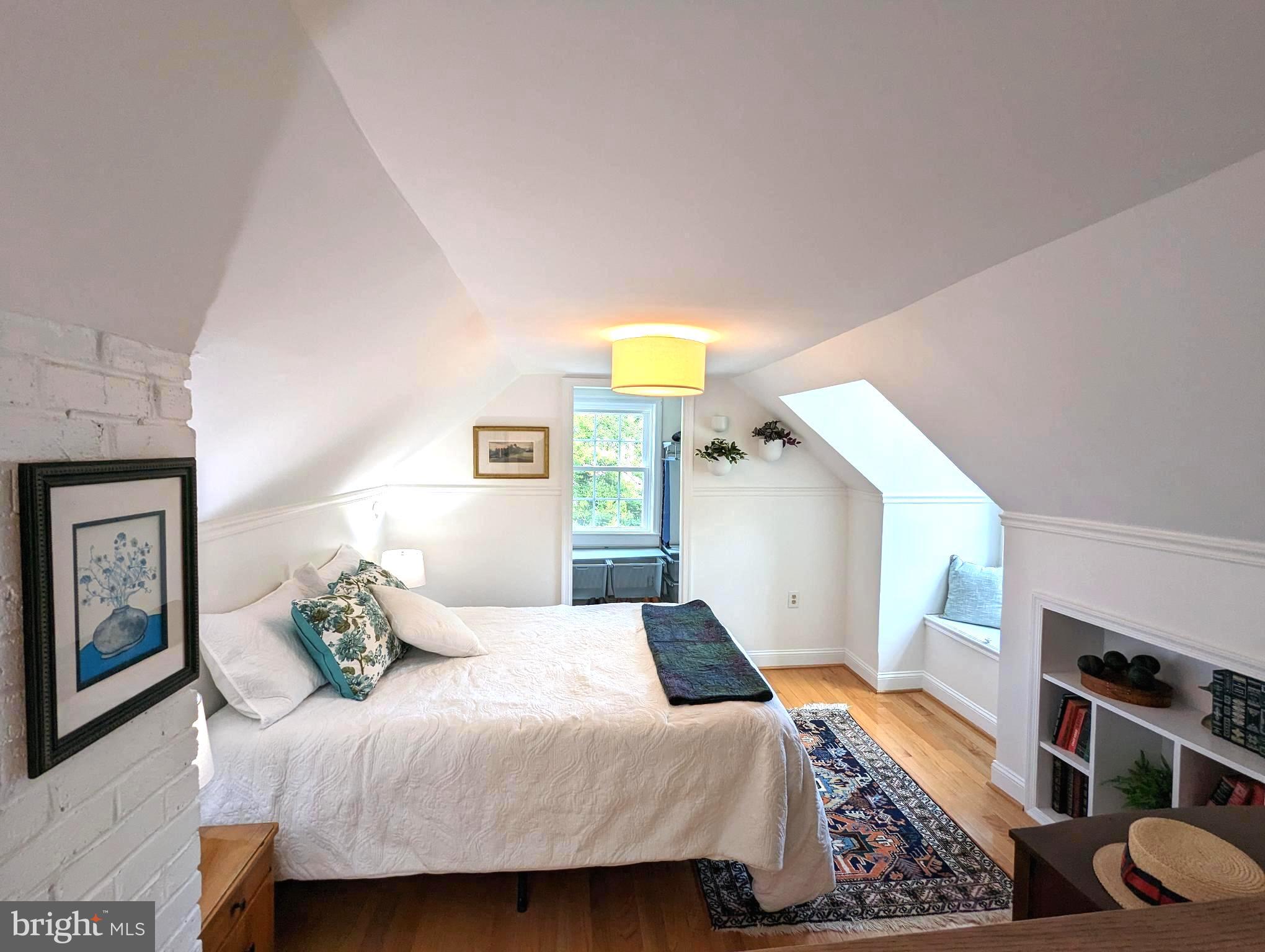 8436 Leaf Road Alexandria, VA 22309 - Photo 19 of 29 Upstairs bedroom