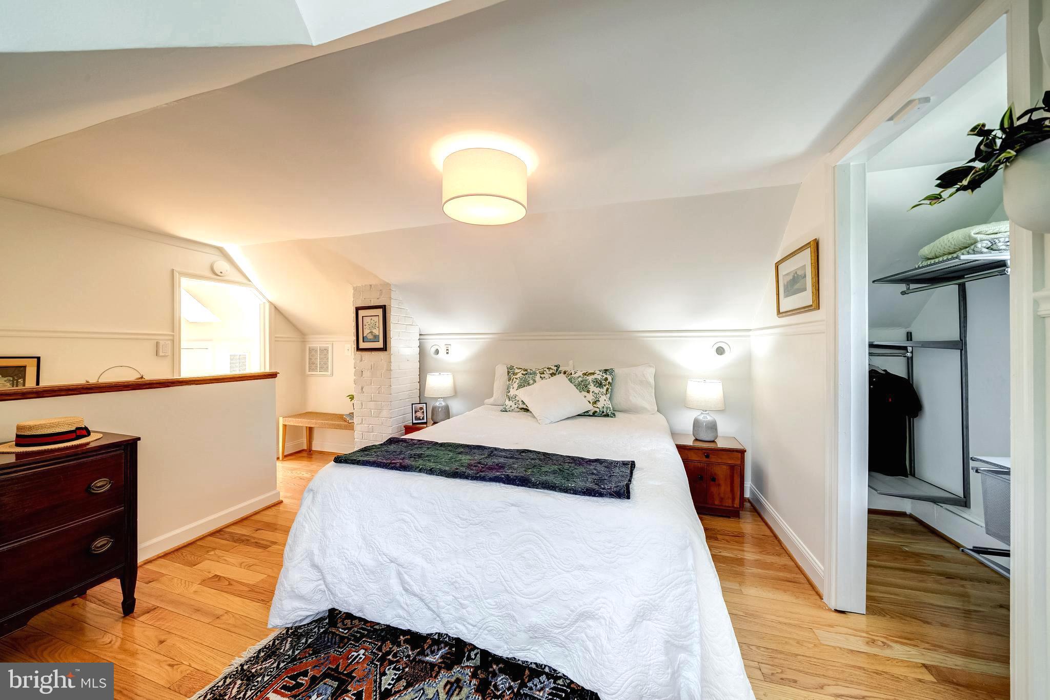 8436 Leaf Road Alexandria, VA 22309 - Photo 20 of 29 Upstairs bedroom