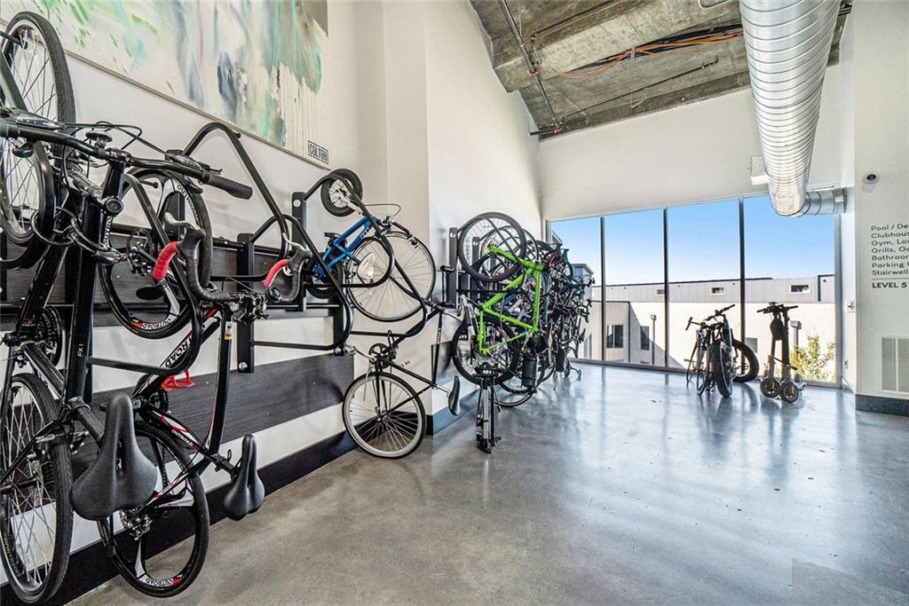 311 Nelson Street Southwest Atlanta, GA 30313 - Photo 16 of 27 a view of a room with gym equipment