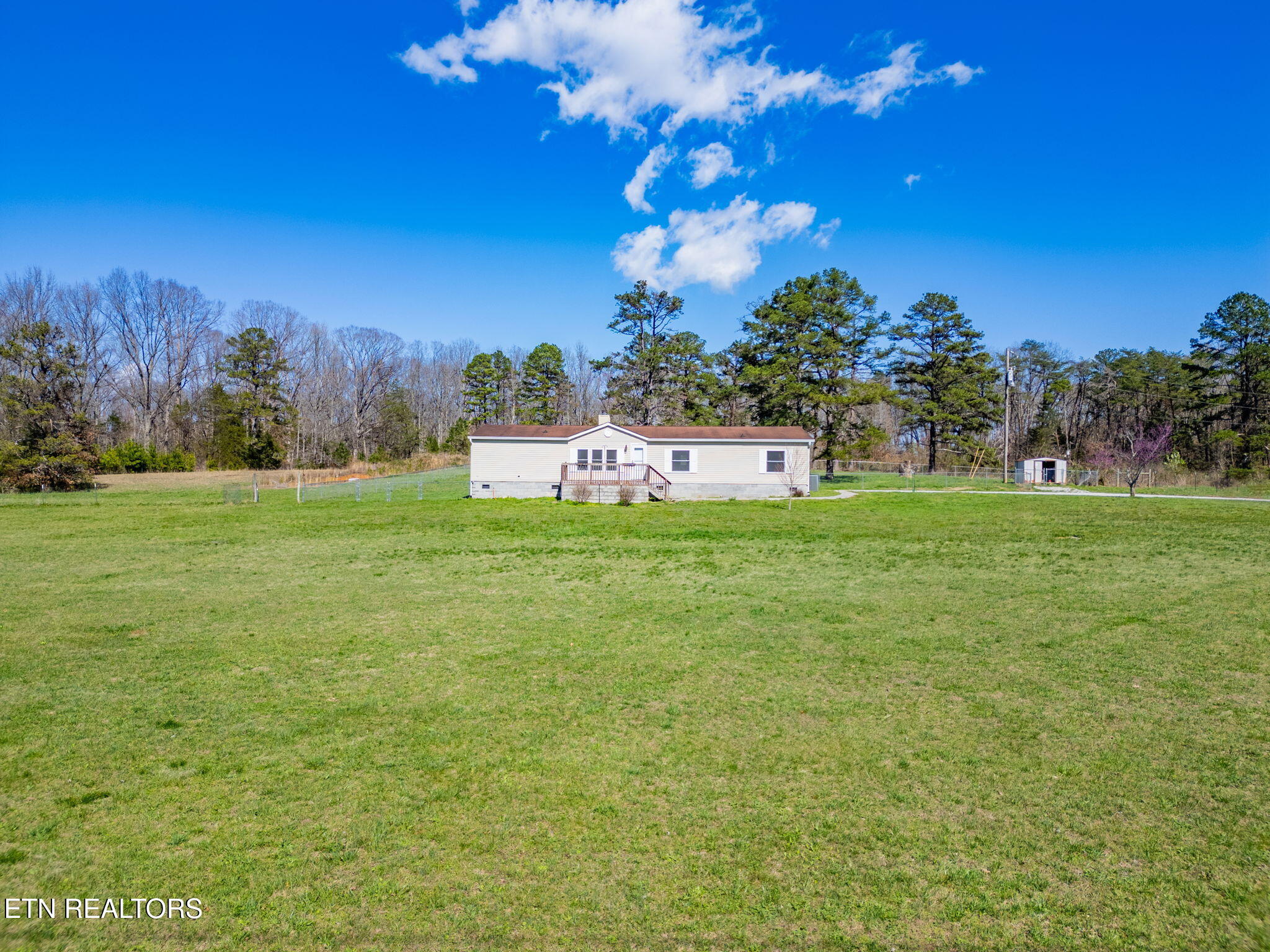 6300 Ford Road Lenoir City, TN 37772 - Photo 5 of 53 4-web-or-mls-DJI_0029-HDR