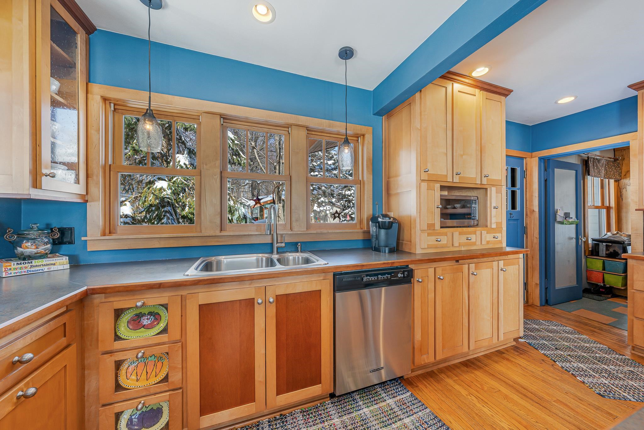 1783 Brighton Beach Road Menasha, WI 54952 - Photo 8 of 65