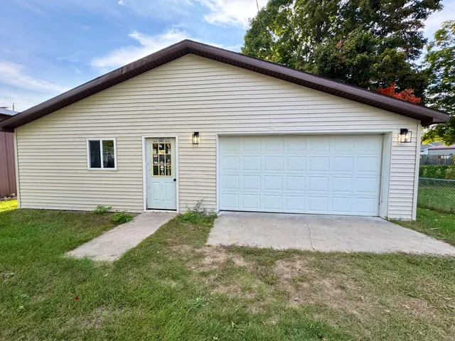 $199,500 | 513 Rose Avenue, Big Rapids, MI 49307