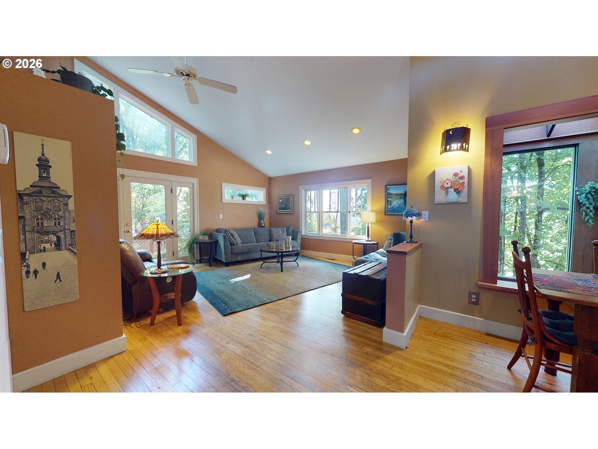 411 Perry Street Springfield, OR 97477 - Photo 6 of 48 Living Room/Dining Room