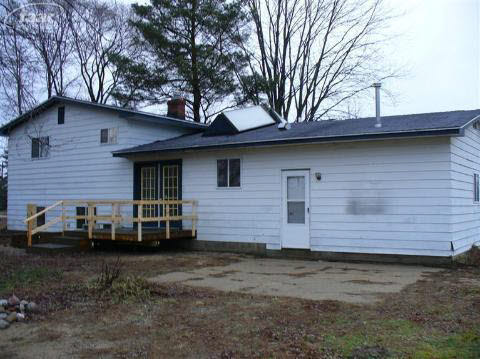 14111 Duffield Road Montrose, MI 48457 - Photo 2 of 8 20131605-1.JPG