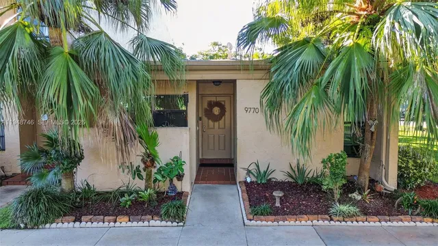 $340,000 | 9770 Northwest 15th Street, Unit 293, Pembroke Pines, FL 33024