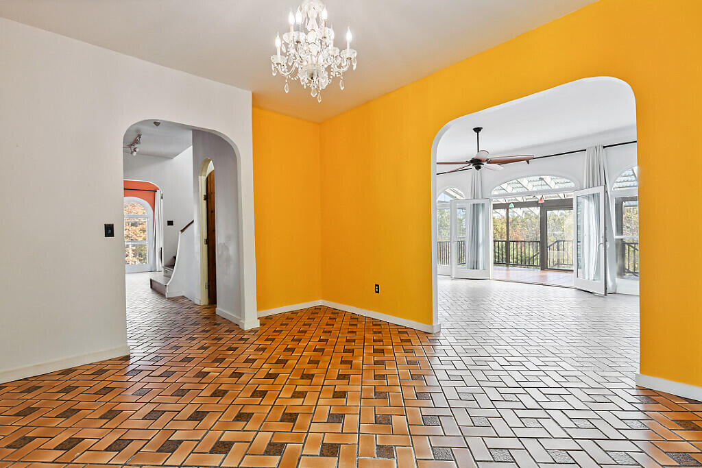 105 South Pond Road Winslow, ME 04901 - Photo 17 of 37 Dining room