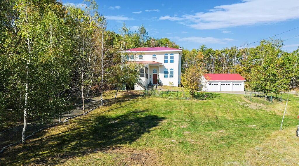 105 South Pond Road Winslow, ME 04901 - Photo 2 of 37 Private drive up