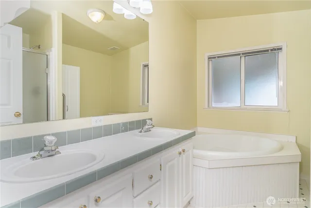 $199,000 | 970 Northeast Saturn Lane, Bremerton, WA 98311