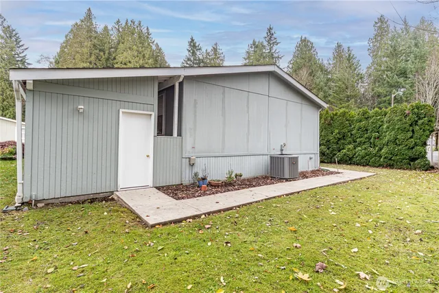 $199,000 | 970 Northeast Saturn Lane, Bremerton, WA 98311