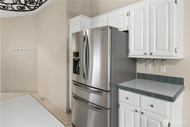 $199,000 | 970 Northeast Saturn Lane, Bremerton, WA 98311