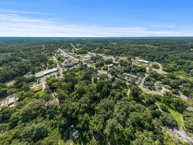 a view of entrance gate of the house
