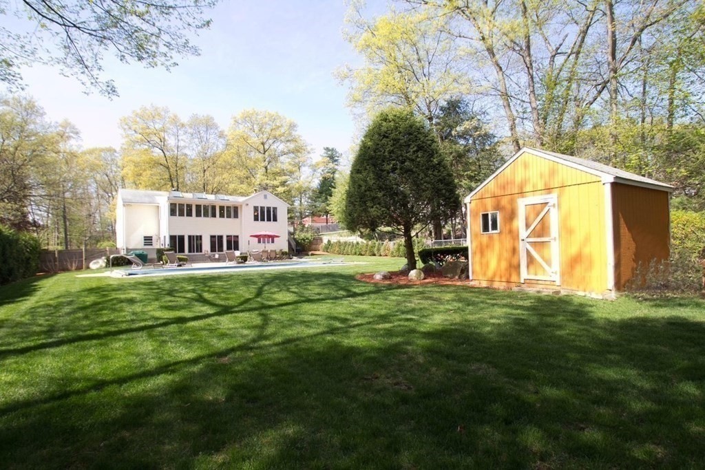 10 Webber Road Burlington, MA 01803 - Photo 3 of 42 Gallery Image 3