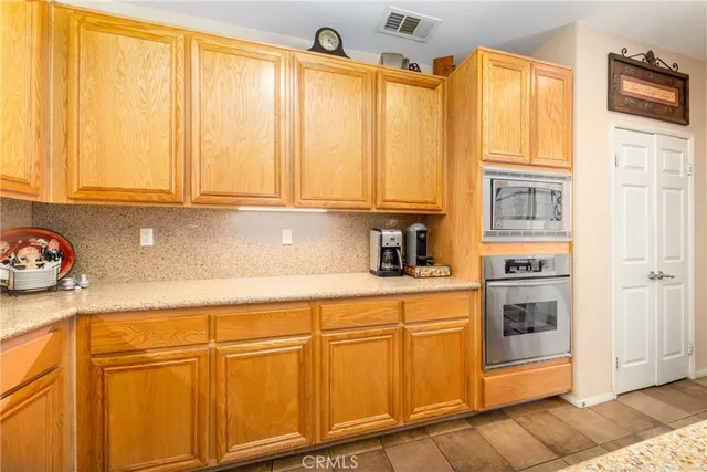 $970,000 | 6122 Glen Abbey Place, Fontana, CA 92336