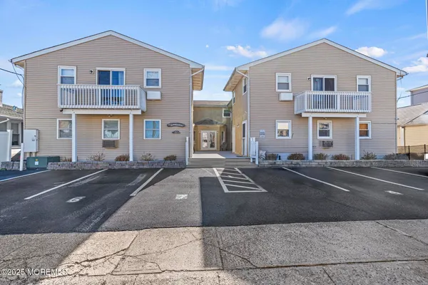 $299,000 | 217 Hiering Avenue, Unit 3, Seaside Heights, NJ 08751