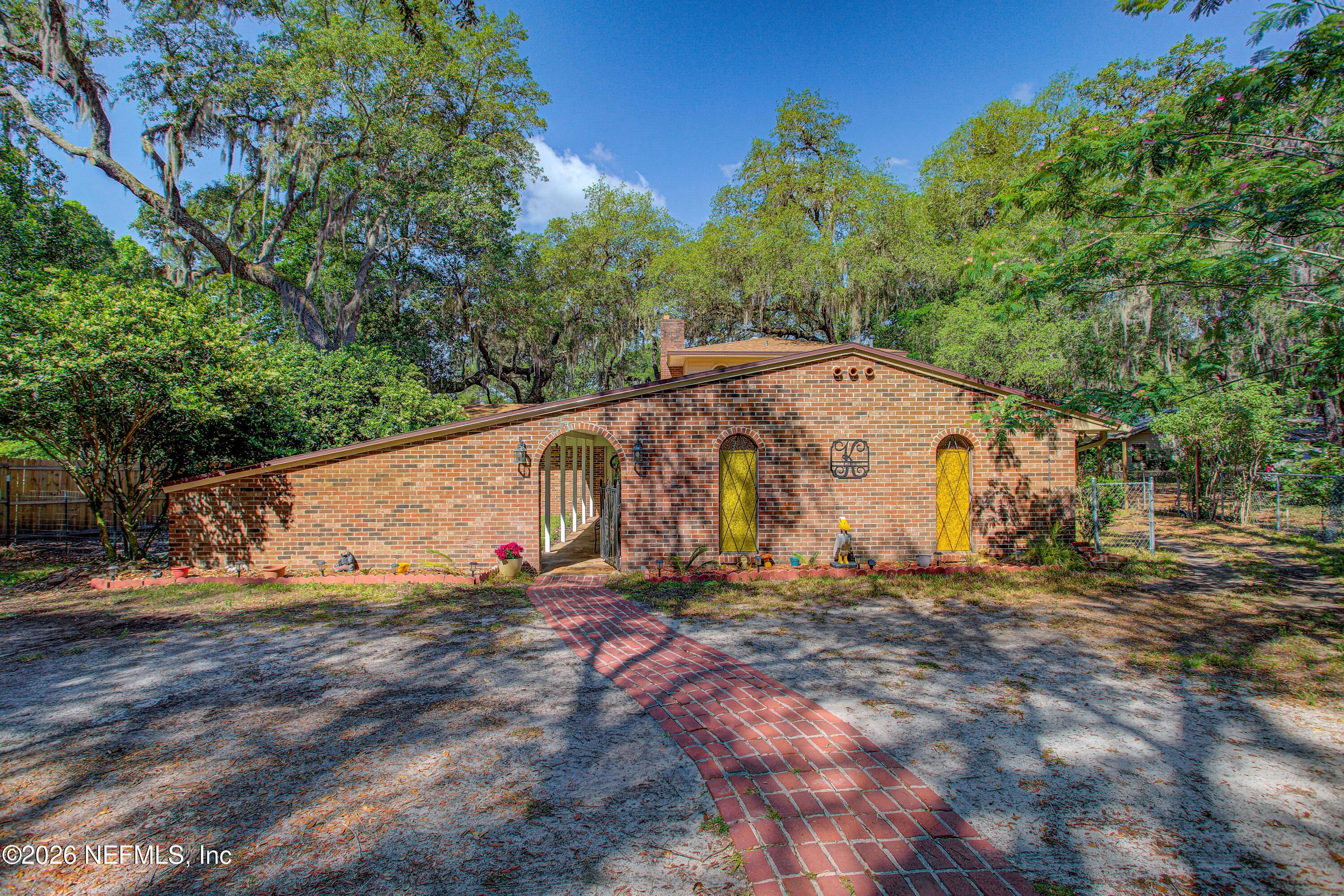 8042 County Line Road Melrose, FL 32666 - Photo 9 of 108 20260503-8042_County_Line_Rd-65