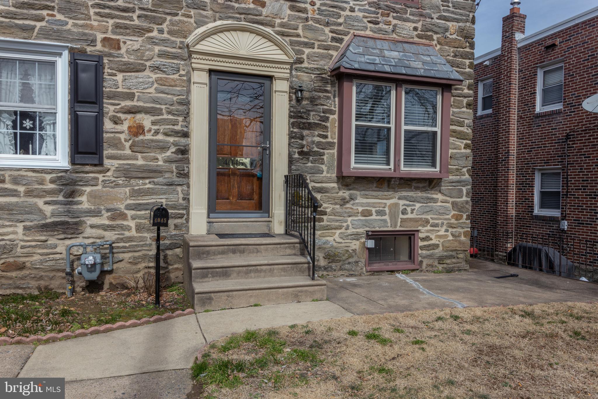4045 Lasher Road Drexel Hill, PA 19026 - Photo 2 of 28 Gallery Image 2