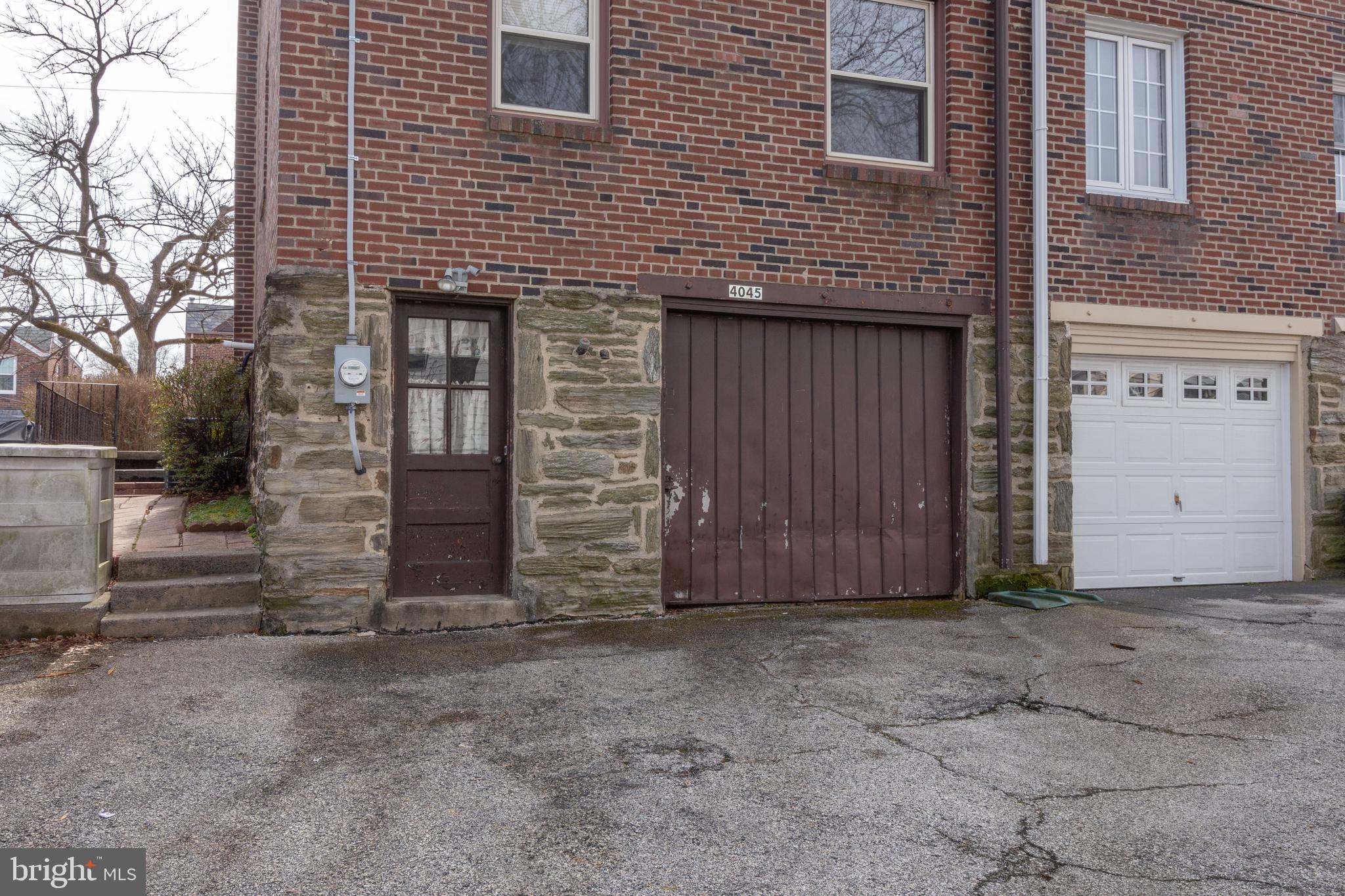 4045 Lasher Road Drexel Hill, PA 19026 - Photo 3 of 28 Gallery Image 3