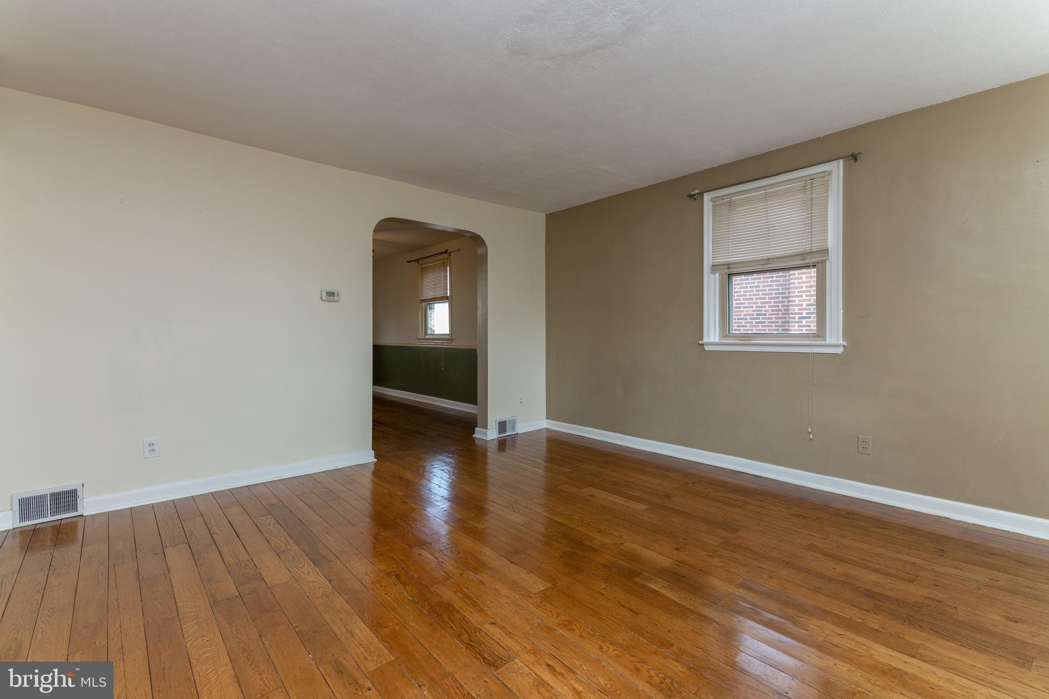 4045 Lasher Road Drexel Hill, PA 19026 - Photo 4 of 28 Gallery Image 4