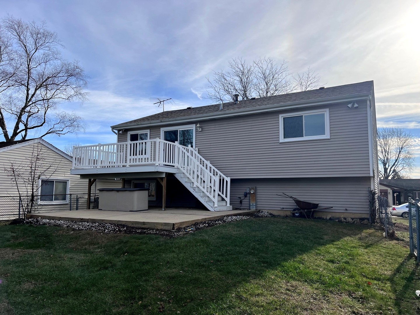 1170 Singleton Drive Roselle, IL 60172 - Photo 4 of 42 a front view of a house with a yard