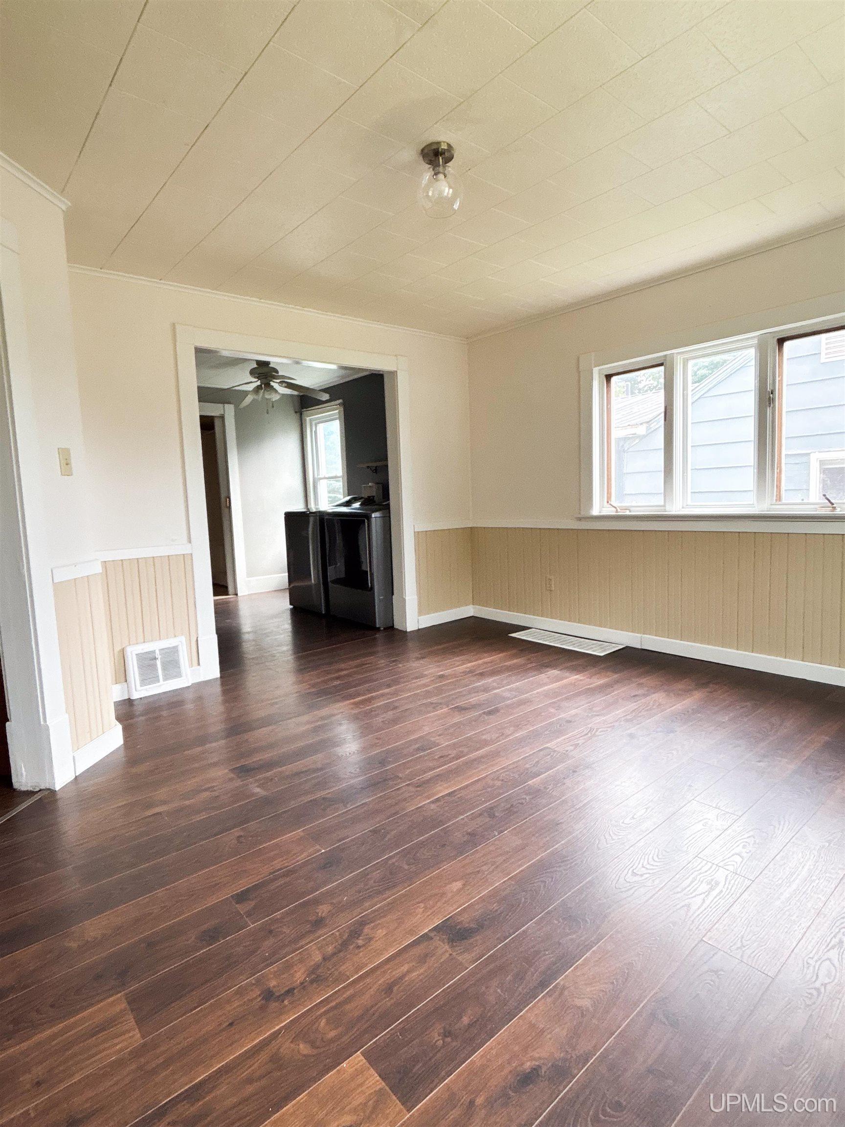 44 3rd Street South Range, MI 49963 - Photo 4 of 26