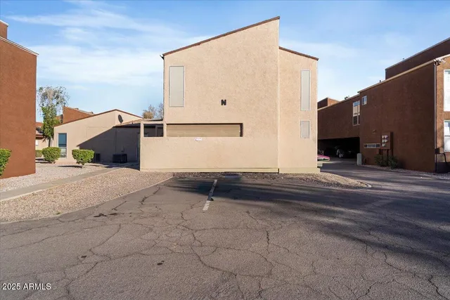 $210,000 | 2662 East Oakleaf Drive, Tempe, AZ 85288
