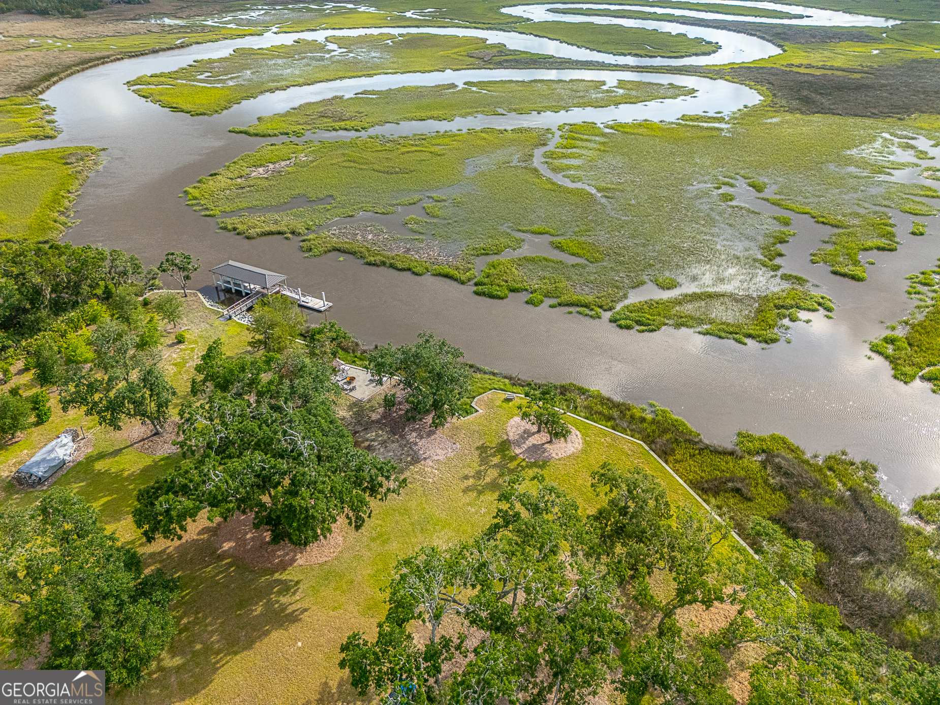 24 Carriage Drive St. Simons Island, GA 31522 - Photo 6 of 67 a view of an ocean
