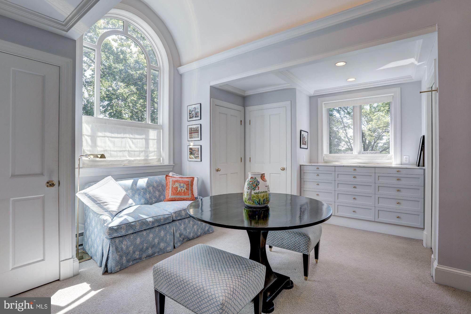 6405 Shadow Road Chevy Chase, MD 20815 - Photo 22 of 48 Master Dressing Room