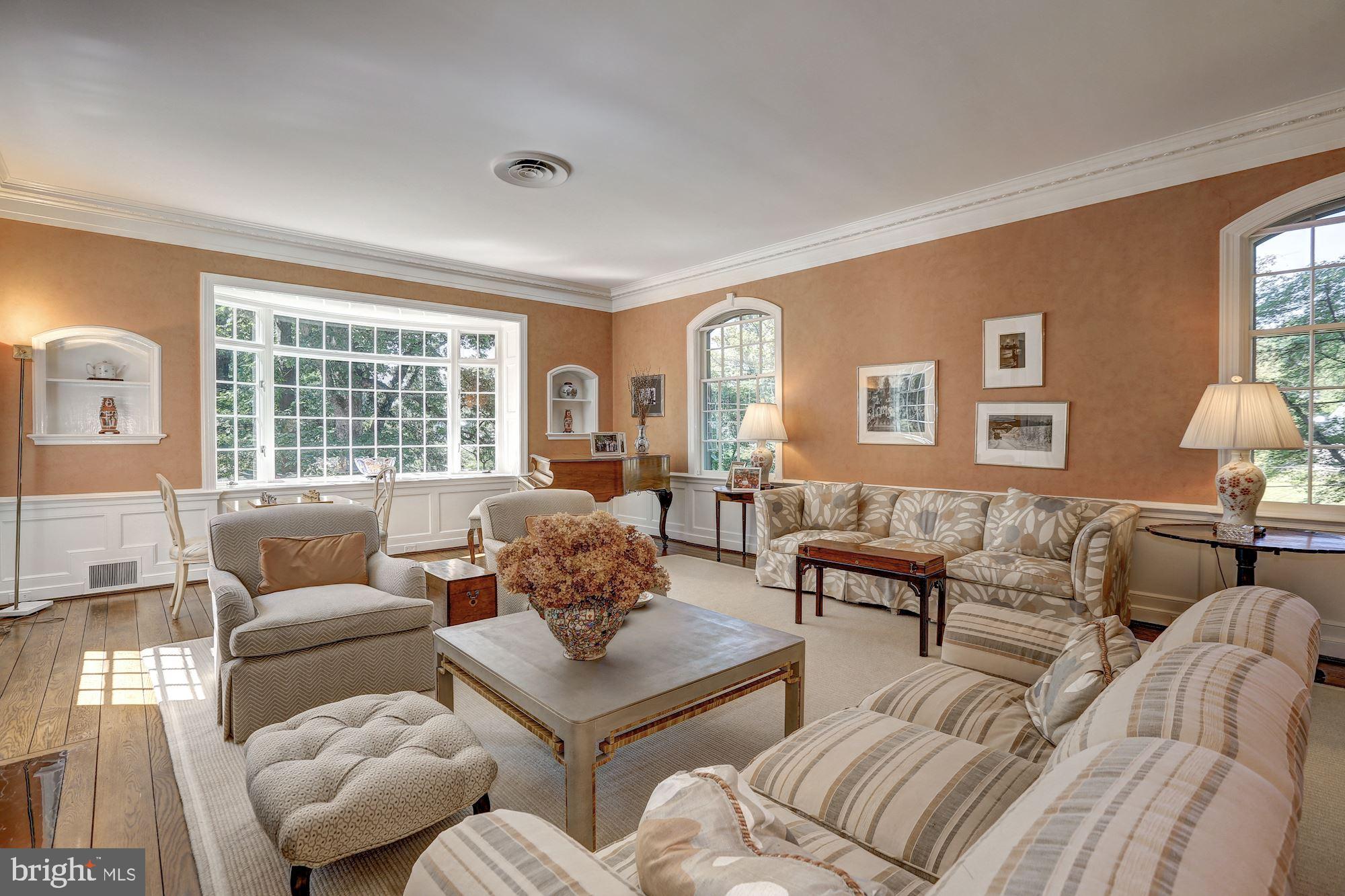 6405 Shadow Road Chevy Chase, MD 20815 - Photo 7 of 48 Living Room