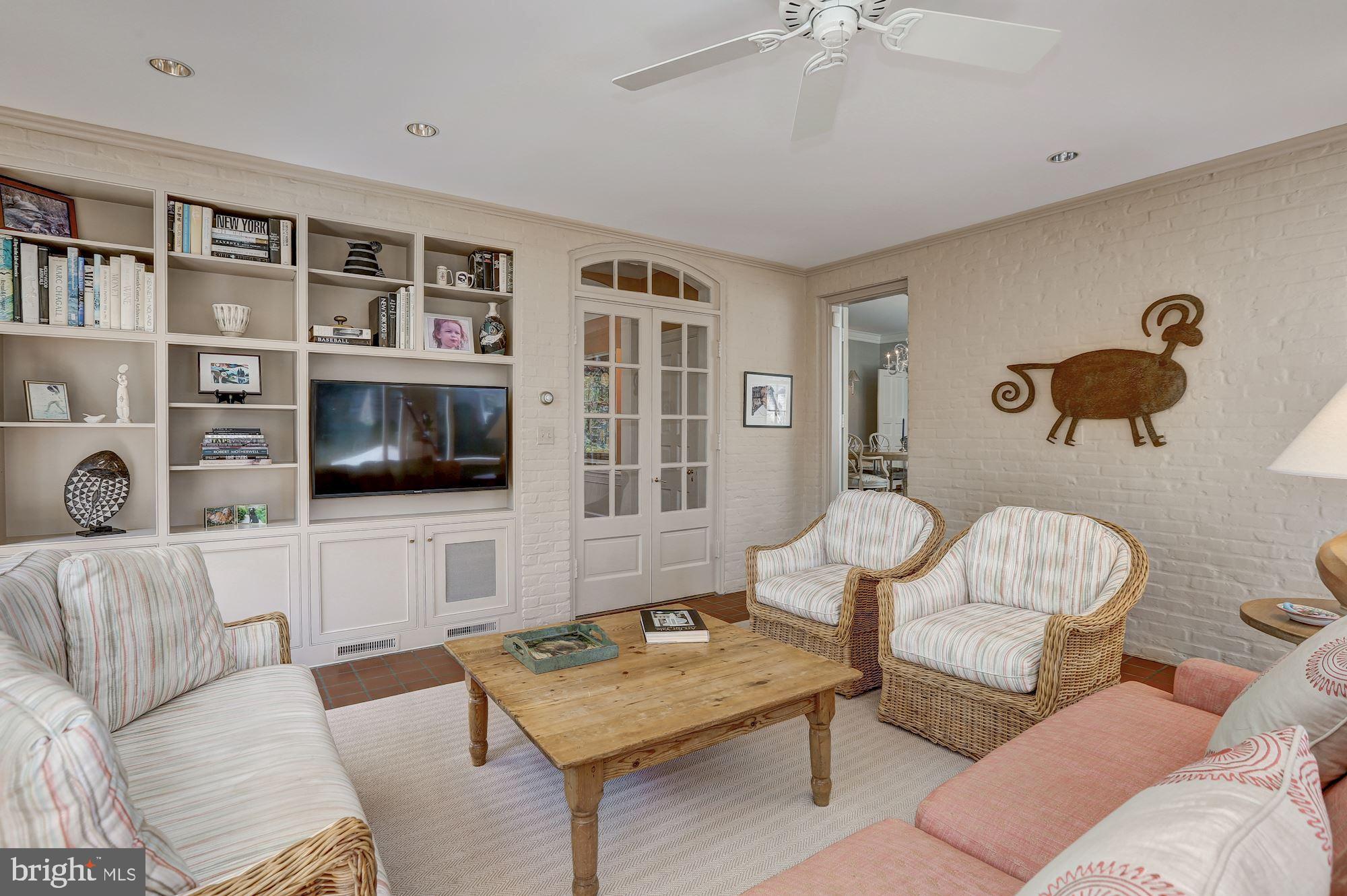 6405 Shadow Road Chevy Chase, MD 20815 - Photo 10 of 48 Family Room